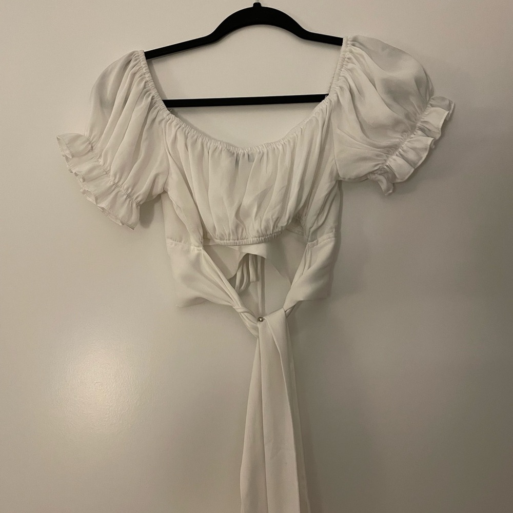 Elegant White Ruffle Sleeve Top - Picture 2 of 3